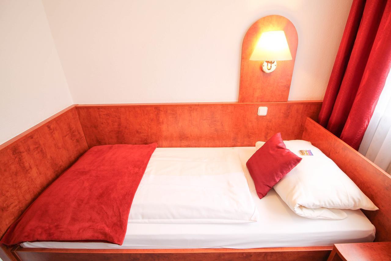 West An Der Bockenheimer Warte Hotel 3*