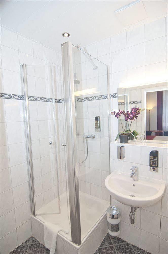 Hotel West An Der Bockenheimer Warte 3*